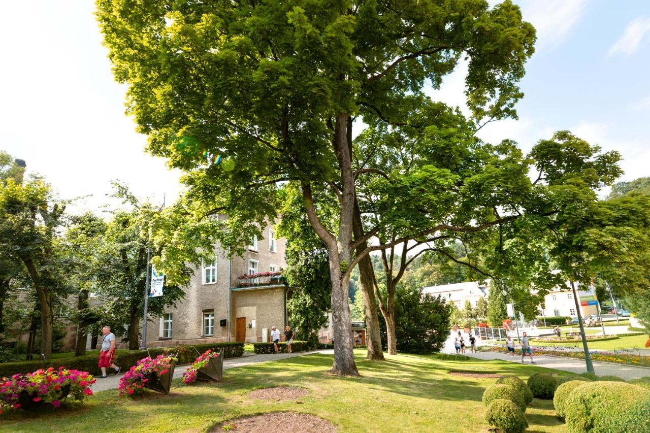 Apartament Przy Parku Bad Kudowa Exterior foto